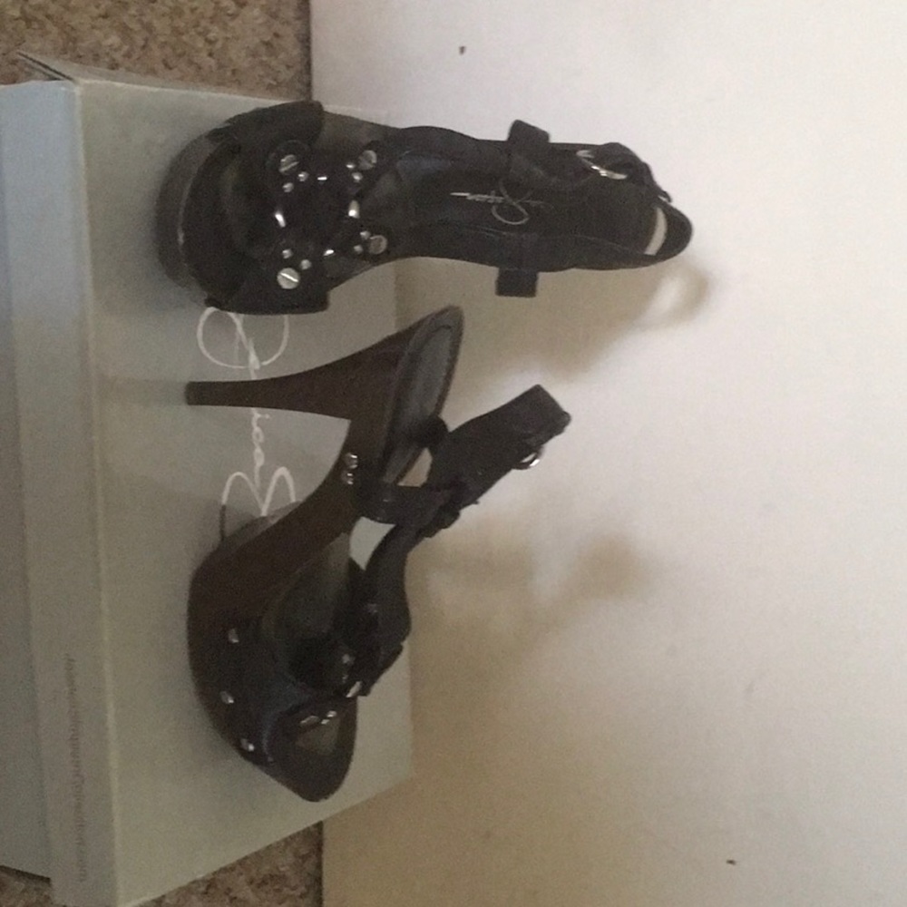 Jessica Simpson - Picture 2 of 3